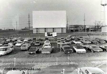 Woodland Drive-In Theatre - Woodland Drive-In Theatre Church 1970 Courtesy Pastor Verlyn Verbrugge (newer photo)